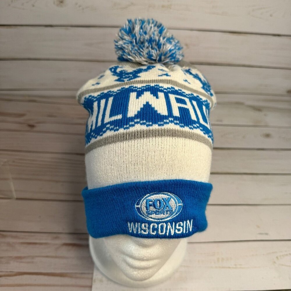 Fox Sports Wisconsin Milwaukee Bucks NBA Unisex Adult Pom‎ Top Winter Beanie Hat